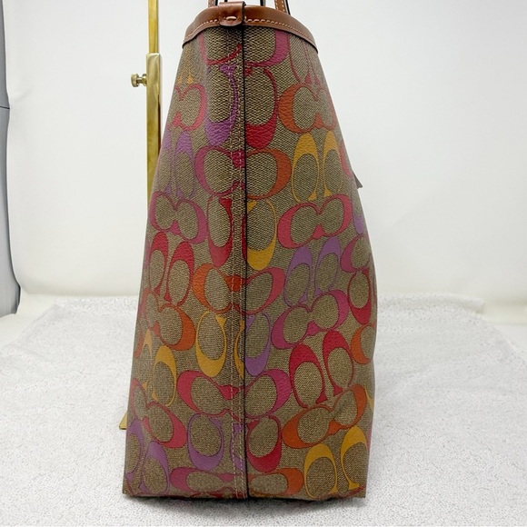 Coach City Tote Rainbow Signature Canvas purse NWT khaki/ multi Redwood - Picture 7 of 16